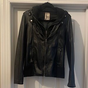 Jakett NYC Hannah Black Leather Jacket
